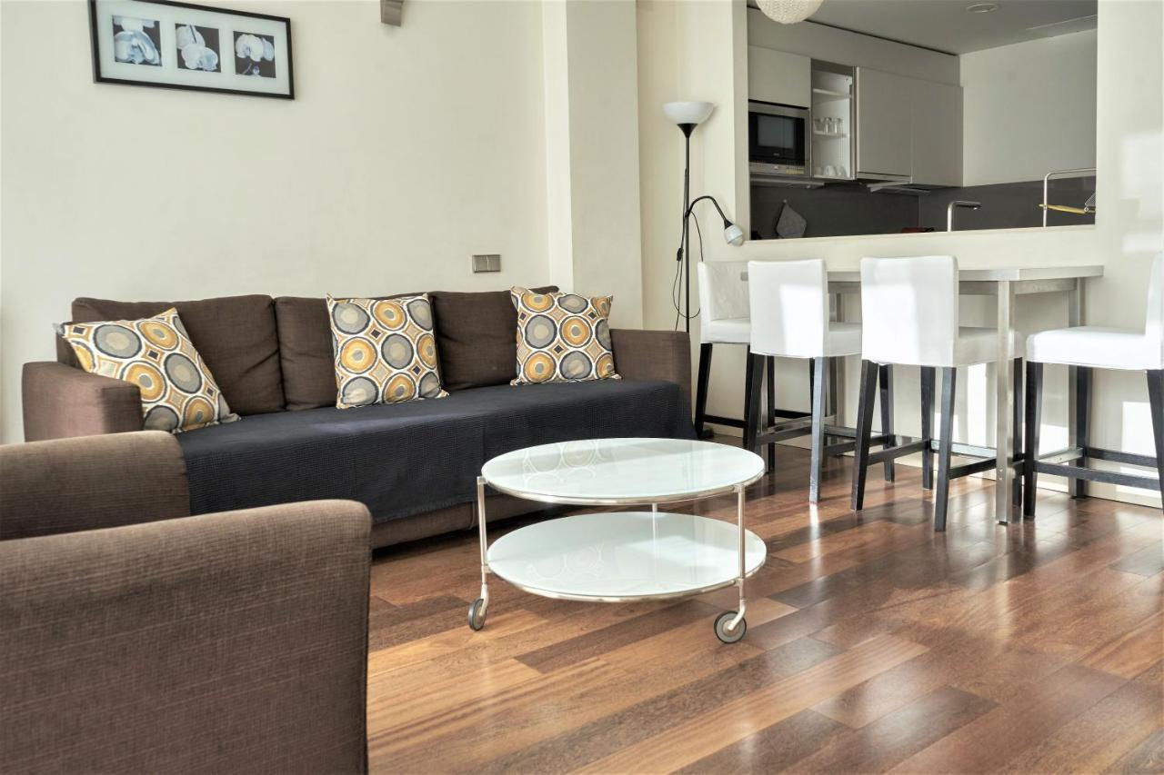 Apartamento Via Augusta 153 Barcellona Esterno foto
