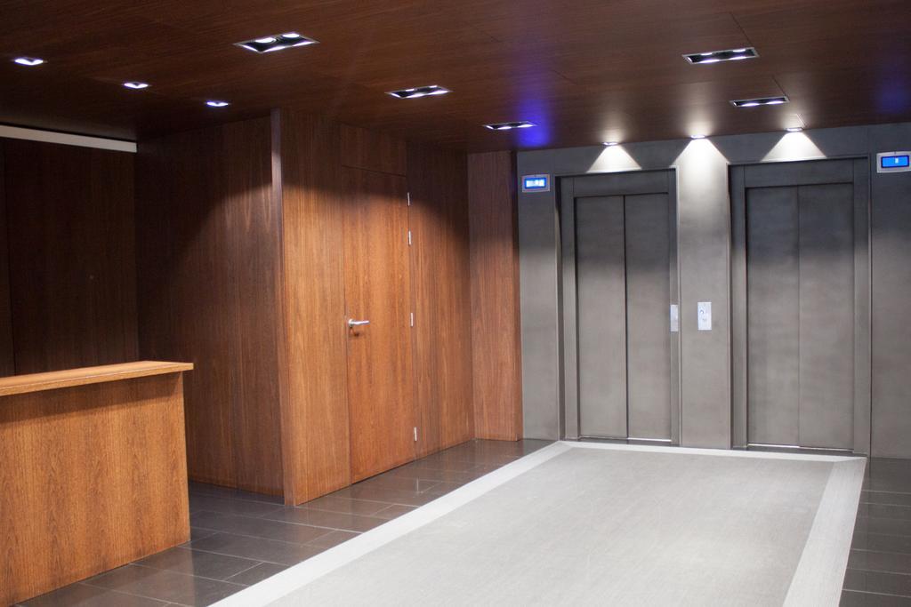 Apartamento Via Augusta 153 Barcellona Esterno foto